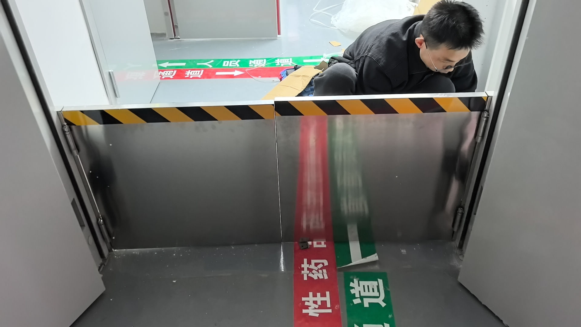 仓库挡鼠板安装效果展示
